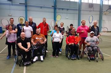 Une belle journée de tennis sous le signe du partage Une belle journée de tennis sous le signe du partage